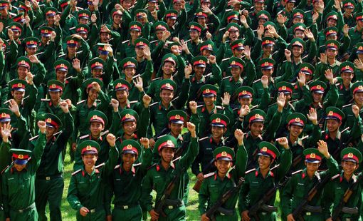 PHÁT HUY VAI TRÒ CỦA ĐỘI NGŨ SĨ QUAN TRẺ Ở CÁC HỌC VIỆN, TRƯỜNG SĨ QUAN QUÂN ĐỘI TRONG XÂY DỰNG “THẾ TRẬN LÒNG DÂN” TRÊN KHÔNG GIAN MẠNG HIỆN NAY