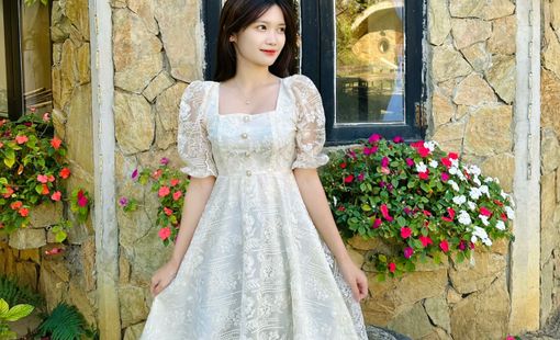 Bùi Bình – Nữ Sinh Ngoại Giao Thực Hiện Dự Án Tình Nguyện Nhỏ Giúp Các Cô Bác Vô Gia Cư Tại Hà Nội