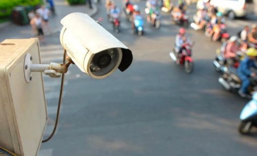 Hà Nội: Yêu cầu lắp camera gần cổng trường giám sát học sinh vi phạm giao thông