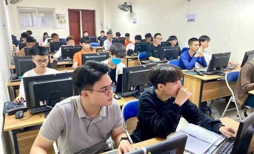 Một ngành học đang thiếu tới gần 200.000 nhân sự, thu nhập cao nhất lên đến 100 triệu/tháng