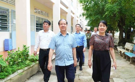 Bộ trưởng Giáo dục lưu ý đặc biệt về bảo mật đề thi tốt nghiệp THPT