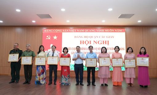 Quận Cầu Giấy: Vinh danh các tác phẩm xuất sắc của Cuộc thi chính luận bảo vệ nền tảng tư tưởng của Đảng lần thứ 4