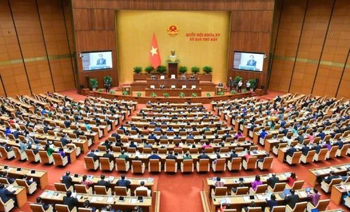 Quốc hội họp bất thường: Những quyết định công cụ quan trọng