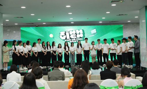 "Sinh Viên Thế Hệ Mới 2024” giúp sinh viên Việt Nam rèn luyện các kỹ năng quan trọng để phát triển và thành công