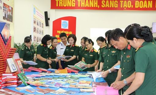 GIẢI PHÁP NÂNG CAO NHẬN THỨC, ĐỔI MỚI HOẠT ĐỘNG BÌNH ĐẲNG GIỚI CỦA ĐỘI NGŨ CÁN BỘ, HỘI VIÊN PHỤ NỮ Ở HỌC VIỆN CHÍNH TRỊ HIỆN NAY