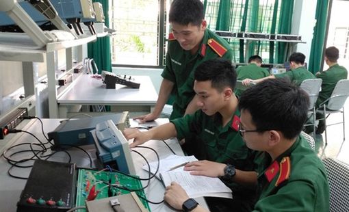 GIẢI PHÁP BẢO ĐẢM AN TOÀN THÔNG TIN, AN NINH MẠNG Ở HỌC VIỆN CHÍNH TRỊ HIỆN NAY