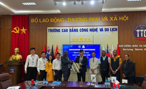 Trường Cao đẳng Công nghệ và Du lịch tiếp đón phái đoàn Bộ Giáo dục và Đào tạo Vanuatu
