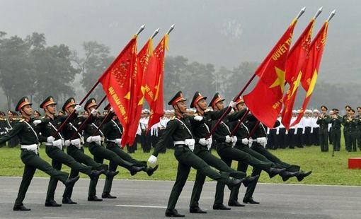 BỒI DƯỠNG ĐẠO ĐỨC CÁCH MẠNG CHO THANH NIÊN QUÂN ĐỘI TRONG KỶ NGUYÊN MỚI