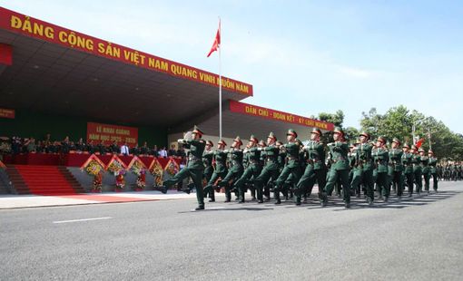 GIÁO DỤC CHỦ NGHĨA YÊU NƯỚC CHO THANH NIÊN QUÂN ĐỘI