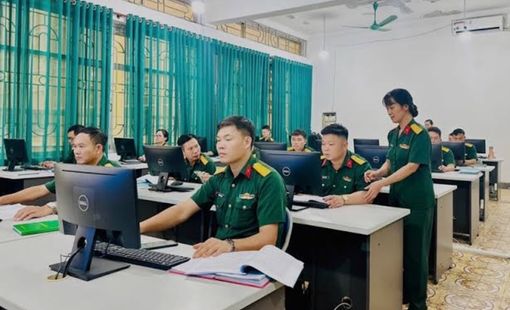 CHUYỂN ĐỔI SỐ GẮN VỚI NÂNG CAO NĂNG LỰC LÃNH ĐẠO CỦA TỔ CHỨC ĐẢNG TRONG XÂY DỰNG NHÀ TRƯỜNG QUÂN ĐỘI THÔNG MINH HIỆN NAY