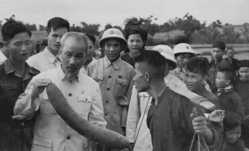 PHƯƠNG PHÁP DÂN VẬN THEO TƯ TƯỞNG HỒ CHÍ MINH VÀ VẬN DỤNG TRONG QUÂN ĐỘI NHÂN DÂN VIỆT NAM HIỆN NAY
