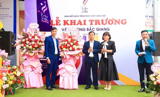 Xu hướng du học nước ngoài: Cơ hội và thách thức với du học sinh Việt Nam