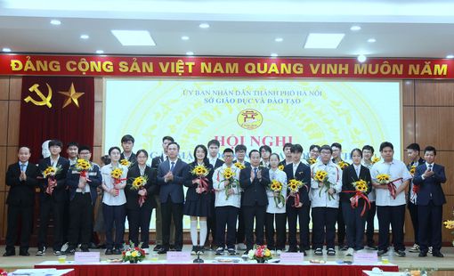 Hà Nội động viên học sinh trước kỳ thi tuyển chọn đội tuyển Olympic quốc tế