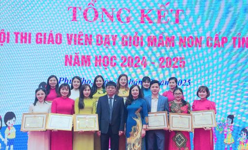 13 giáo viên mầm non huyện Cẩm Khê được công nhận giáo viên dạy giỏi cấp tỉnh