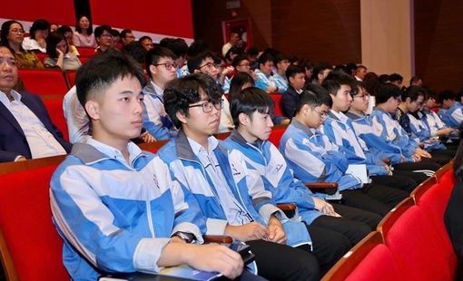 Danh sách đội tuyển quốc gia dự thi Olympic quốc tế và khu vực năm 2025