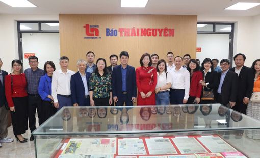 Đoàn công tác của Học viện Báo chí và Tuyên truyền nghiên cứu thực tế tại Thái Nguyên