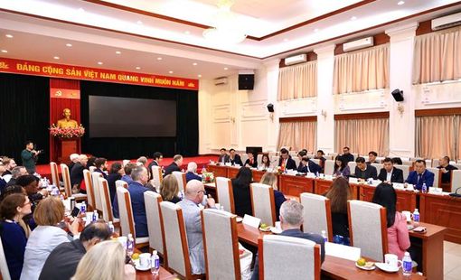 Thứ trưởng Nguyễn Văn Phúc làm việc với 21 cơ sở giáo dục đại học Hoa Kỳ