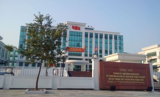 TP. Thanh Hóa tuyển giáo viên: Có "vênh" chỉ đạo tạm dừng của Trung ương?