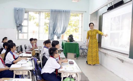 Chính sách giáo dục mới từ tháng 4: Sinh viên sư phạm và giáo viên cần biết