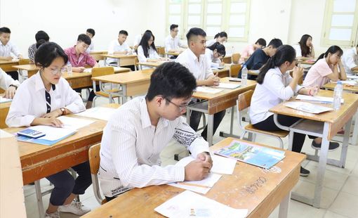 Bộ trưởng Bộ GD&ĐT: Huy động tổng lực tổ chức kỳ thi Tốt nghiệp THPT 2025 an toàn, nghiêm túc