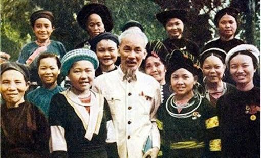 TIẾP TỤC PHÁT HUY TRUYỀN THỐNG ĐẠI ĐOÀN KẾT TOÀN DÂN TRONG KỶ NGUYÊN VƯƠN MÌNH CỦA DÂN TỘC VIỆT NAM