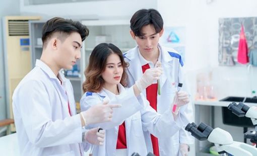 Điểm chuẩn Đại học Dược Hà Nội ba năm qua tiếp tục ổn định, ngành Dược học vẫn dẫn đầu