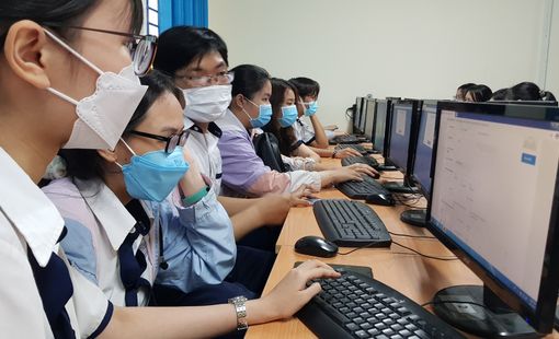 Hai việc quan trọng thí sinh cần làm ngay sau khi biết điểm chuẩn đại học 2025