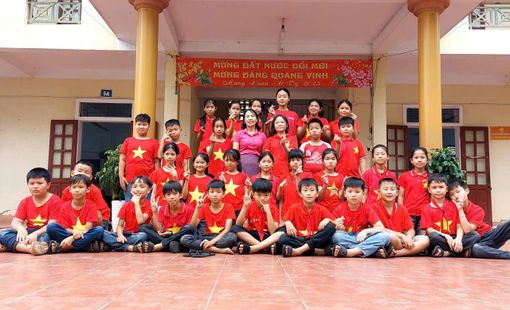 Trường Tiểu học và THCS Khánh Thành tổ chức “Ngày hội Cùng Việt Nam tiến bước” lan tỏa tinh thần yêu nước và khát vọng vươn lên