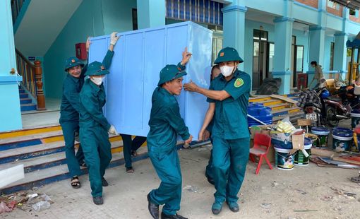 Nghệ An hoãn tựu trường do bão số 5, đảm bảo an toàn cho học sinh trước thềm năm học mới 2025-2026.