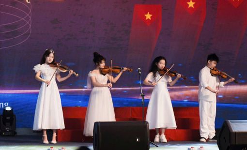 Giai điệu kết nối non sông – Hòa nhịp tự hào: Nobel Concert Night 2 lan tỏa tinh thần dân tộc và khát vọng thời đại