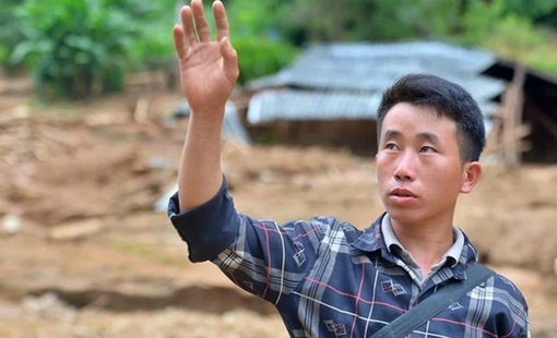 Thủ tướng khen ngợi Trưởng bản Mùa A Thi cứu 90 người khỏi lũ quét