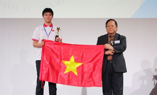 Việt Nam ghi dấu ấn rực rỡ tại Đấu trường Tốn học Châu Á 2025