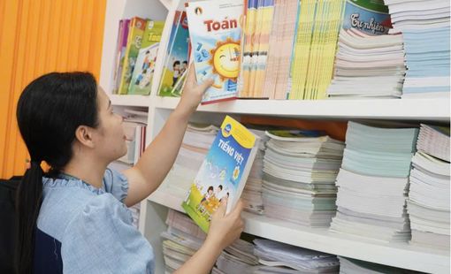 Một bộ sách giáo khoa chung: Giảm gánh nặng, giữ sự linh hoạt