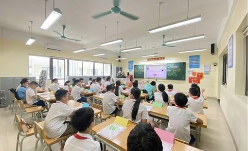 Từ năm học 2025-2026: Miễn học phí, cấm 10 khoản thu trái quy định