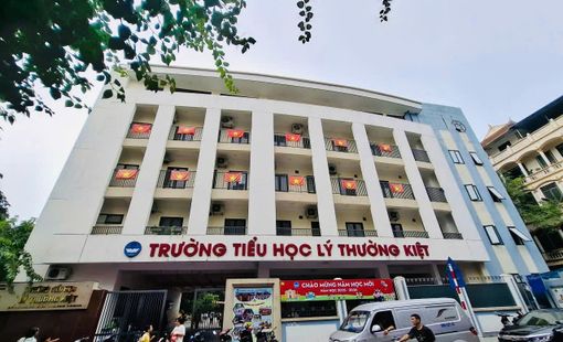 Hà Nội: Trường tiểu học Lý Thường Kiệt bị tố ép học sinh mua điều hoà, máy chiếu.