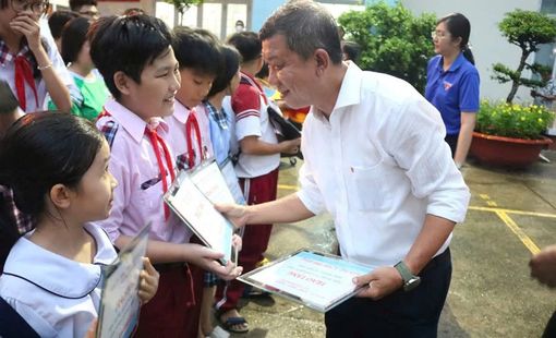 Phường An Hội Tây – TP. Hồ Chí Minh Tổ chức Mít tinh Chào mừng kỷ niệm 80 năm ngày Cách mạng Tháng tám (19/08/1945 – 19/08/2025) và Quốc khánh (02/09/1945 – 02/09/2025).