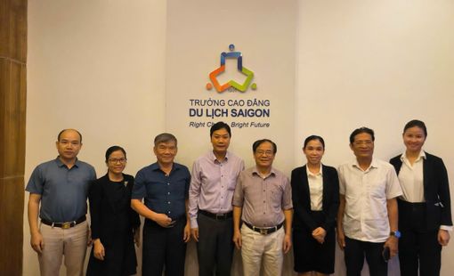 QUY TRÌNH HOẠT ĐỘNG DẠY HỌC NGHỀ Ở CÁC TRƯỜNG TRUNG CẤP THEO TIẾP CẬN NĂNG LỰC
