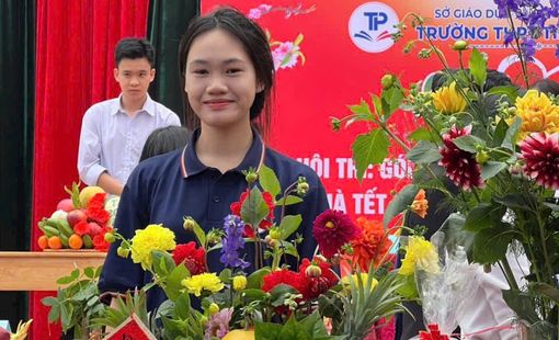 Hà Nội: Trường THPT Tiền Phong tổ chức hội thi: “Gói bánh chưng và bày mâm ngủ quả” Chào Xuân Bính Ngọ năm 2026