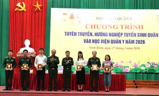 BỒI DƯỠNG VĂN HÓA SƯ PHẠM CHO GIẢNG VIÊN KHOA HỌC XÃ HỘI VÀ NHÂN VĂN Ở HỌC VIỆN QUÂN Y THEO TƯ TƯỞNG HỒ CHÍ MINH