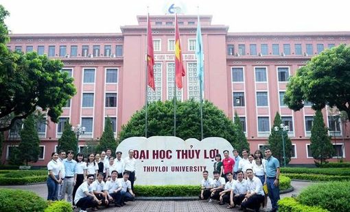 KINH NGHIỆM ÁP DỤNG BÀI TẬP VIDEO TRONG DẠY HỌC Ở TRƯỜNG ĐẠI HỌC