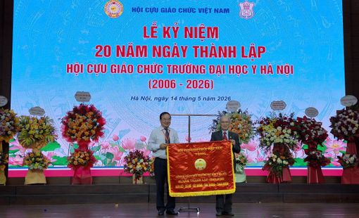 Đại hội đại biểu lần thứ V và kỷ niệm 20 năm thành lập Hội Cựu giáo chức Trường Đại học Y Hà Nội