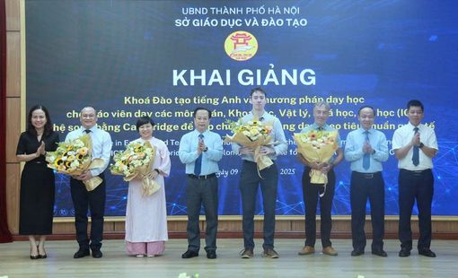 QUẢN LÝ BỒI DƯỠNG NĂNG LỰC SỐ CHO GIÁO VIÊN TIẾNG ANH Ở CÁC TRƯỜNG TRUNG HỌC CƠ SỞ CÔNG LẬP TRÊN ĐỊA BÀN THÀNH PHỐ HÀ NỘI HIỆN NAY