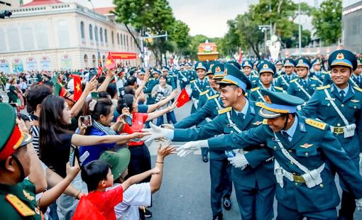 VẬN DỤNG QUAN ĐIỂM "2 KIÊN ĐỊNH, 2 ĐẨY MẠNH, 2 NGĂN NGỪA" VÀO XÂY DỰNG BẢN LĨNH CHÍNH TRỊ CHO HỌC VIÊN NHÀ TRƯỜNG QUÂN ĐỘI HIỆN NAY