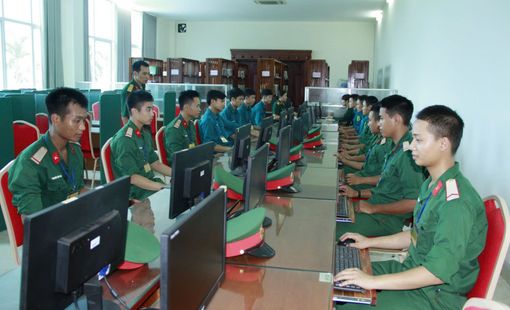 ỨNG DỤNG, PHÁT TRIỂN KHOA HỌC, CÔNG NGHỆ, ĐỔI MỚI SÁNG TẠO, CHUYỂN ĐỔI SỐ TRONG GIÁO DỤC VÀ ĐÀO TẠO Ở TRƯỜNG ĐẠI HỌC NGUYỄN HUỆ HIỆN NAY