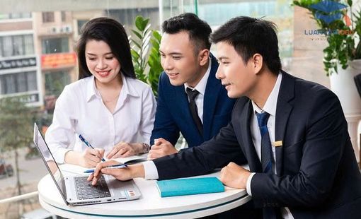 ẢNH HƯỞNG CỦA LÒNG TIN LIÊN CÁ NHÂN ĐẾN HÀNH VI ĐỔI MỚI SÁNG TẠO TRONG CÔNG VIỆC CỦA NHÂN VIÊN: VAI TRÒ TRUNG GIAN CỦA CHIA SẺ TRI THỨC TẠI CÁC DOANH NGHIỆP VỪA VÀ NHỎ Ở THÀNH PHỐ HỒ CHÍ MINH