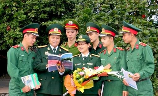 TƯ DUY PHẢN BIỆN - CÔNG CỤ HỮU ÍCH ĐỂ SĨ QUAN CẤP PHÂN ĐỘI TRONG QUÂN ĐỘI NHÂN DÂN VIỆT NAM NHẬN DIỆN VÀ ĐẤU TRANH VỚI CÁC QUAN ĐIỂM SAI TRÁI, THÙ ĐỊCH TRÊN KHÔNG GIAN MẠNG