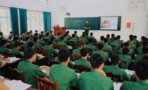 ĐỔI MỚI PHƯƠNG PHÁP DẠY HỌC CÁC MÔN KHOA HỌC XÃ HỘI  VÀ NHÂN VĂN Ở TRƯỜNG ĐẠI HỌC TRẦN QUỐC TUẤN HIỆN NAY