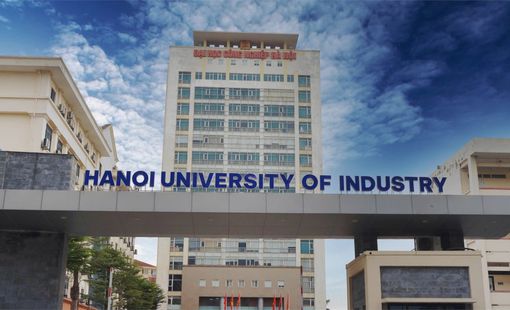 Điểm chuẩn Đại học Công nghiệp Hà Nội năm 2026 cao nhất 27,39 điểm: Khối ngành kỹ thuật, công nghệ kỹ thuật lên ngôi