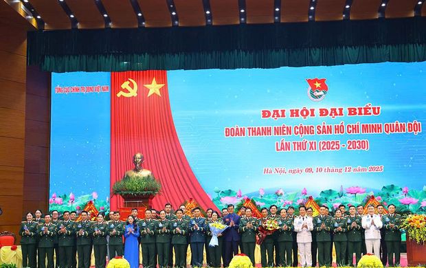 PHÁT HUY TÍNH TÍCH CỰC, SÁNG TẠO CỦA ĐOÀN VIÊN, THANH NIÊN CÁC NHÀ TRƯỜNG QUÂN ĐỘI TRÊN KHÔNG GIAN MẠNG HIỆN NAY