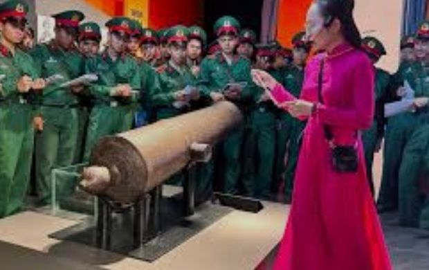 BỒI DƯỠNG VĂN HÓA ĐỌC CHO HỌC VIÊN TRƯỜNG SĨ QUAN PHÁO BINH HIỆN NAY